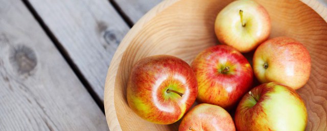 苹果与哪几种水果一同煮着吃苹果可以和什么水果一起煮