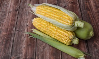 大锅玉米焖饭怎么做如何做玉米焖饭