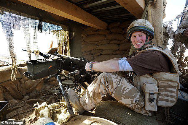 哈里吹嘘自己在阿富汗“英勇”，遭塔利班嘲笑，英国军方担心报复