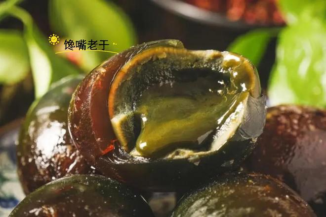 日本人评出7道“难以入口”的中国美食，网友：第6道我也吃不下